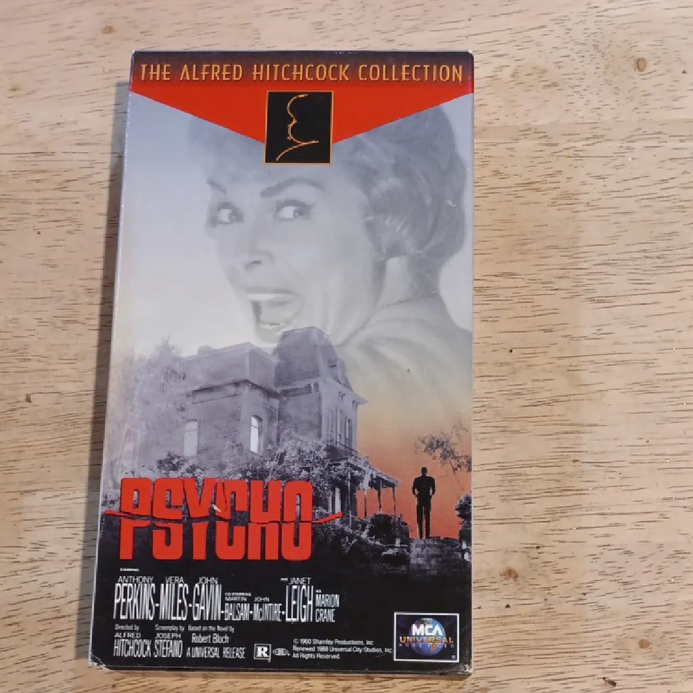 Psycho VHS Tape - Alfred Hitchcock Collection